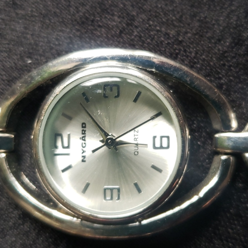 Nygard Silvertone watch